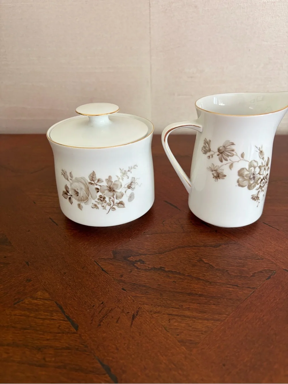 Johann Haviland elegant porcelain